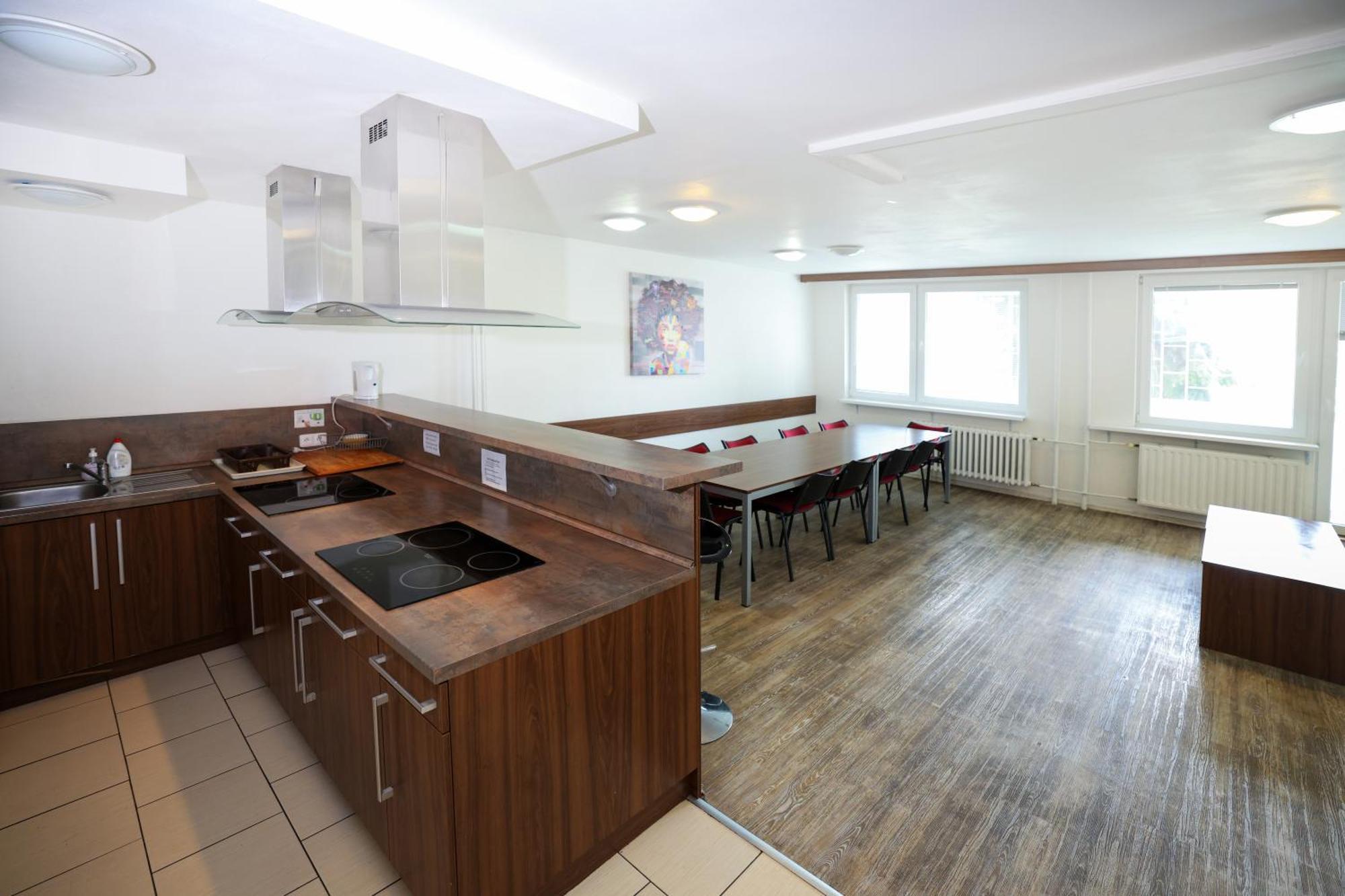 Hostel Jarov III. F Praag Buitenkant foto