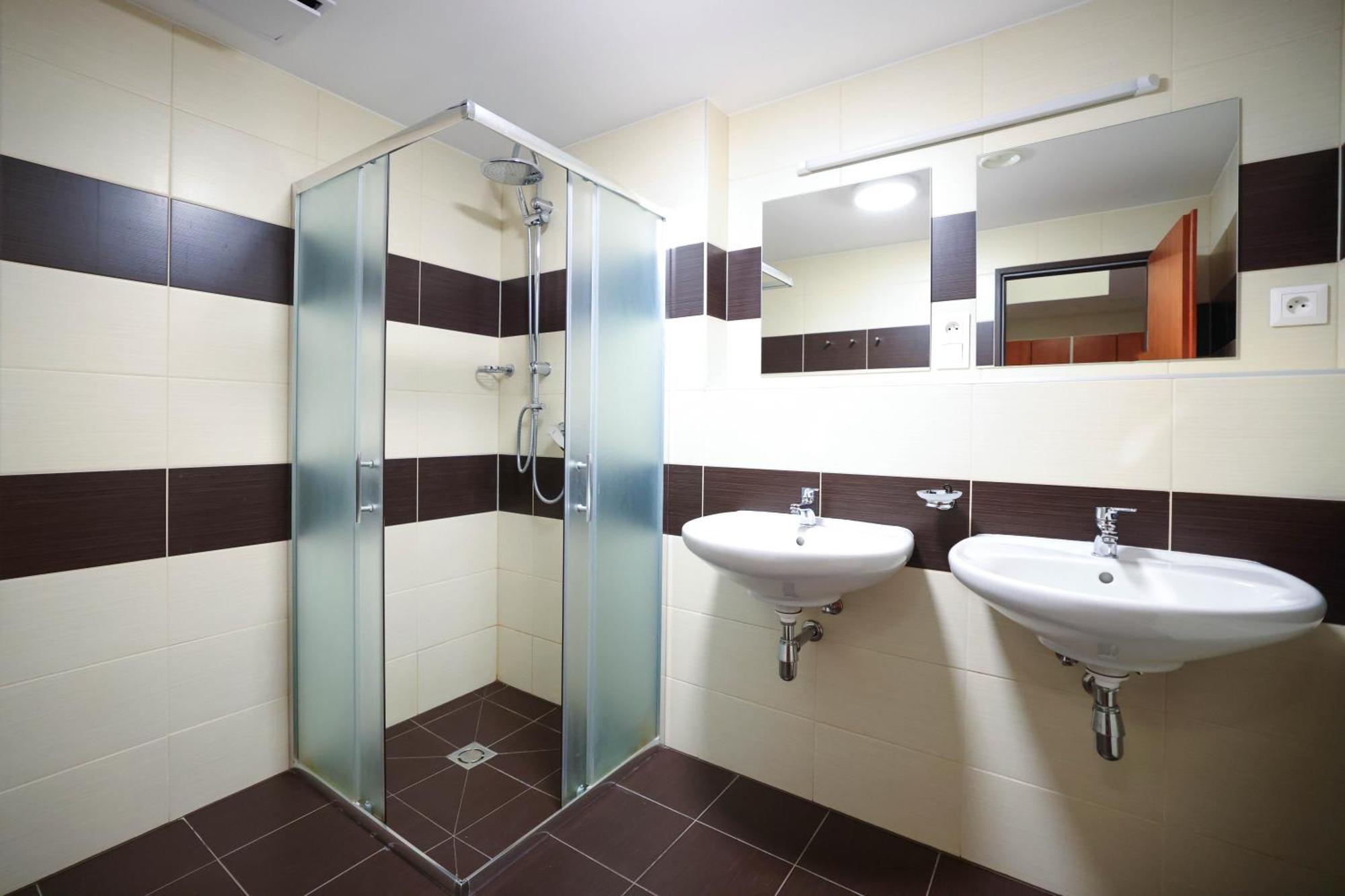 Hostel Jarov III. F Praag Buitenkant foto